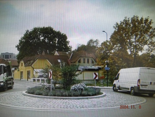 Okružní křižovatka