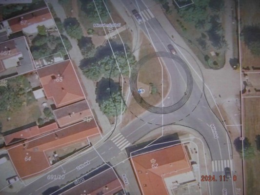 Okružní křižovatka