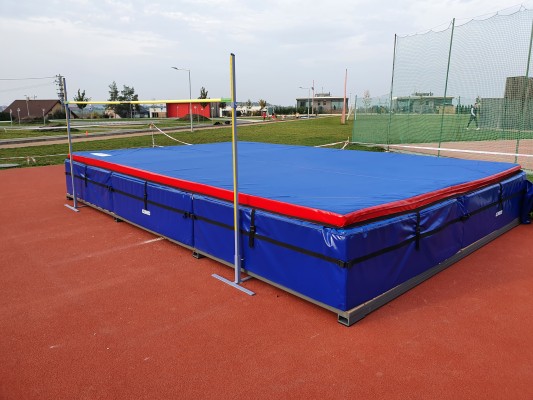 Realizace sektoru pro skok do výšky a dálky